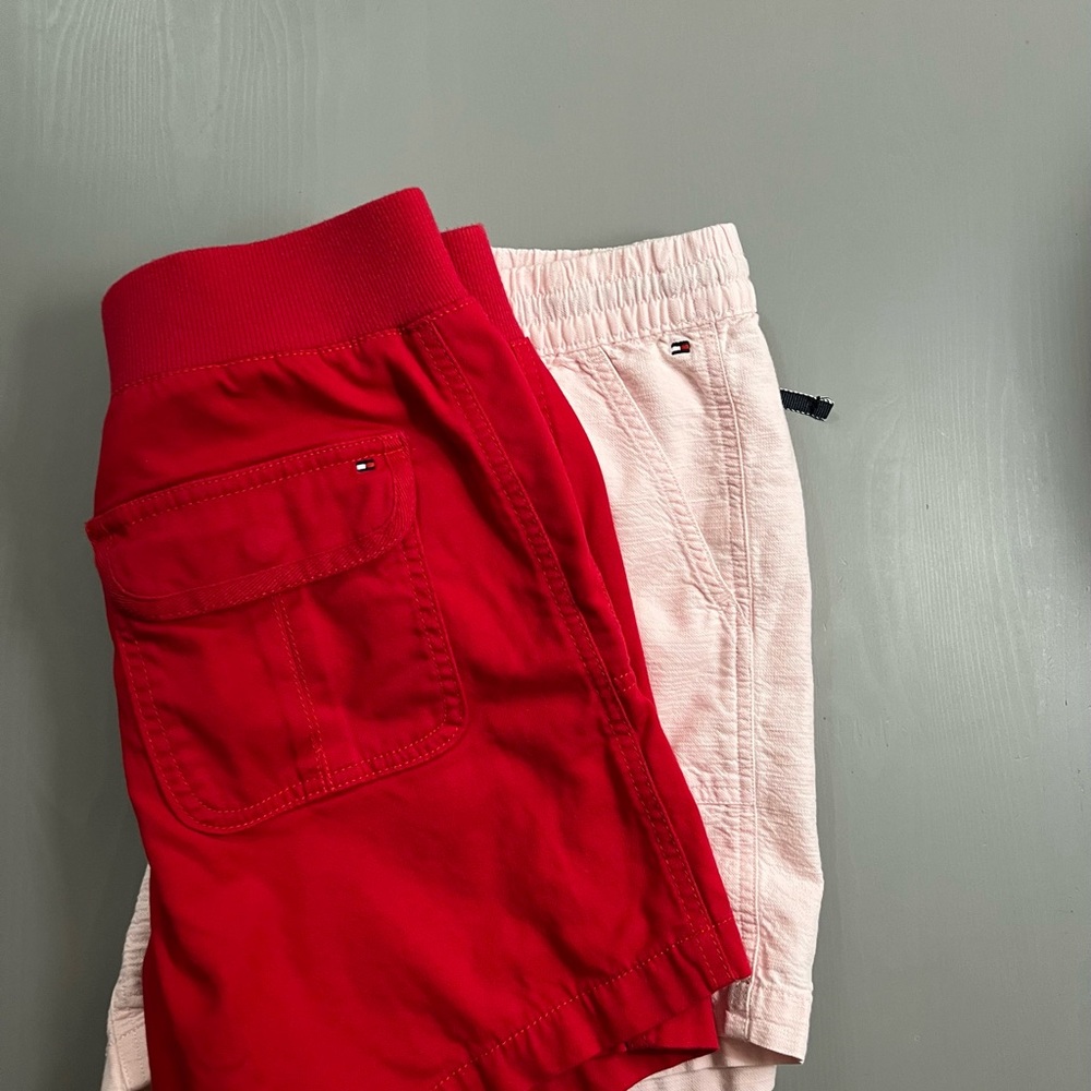 Tommy Hilfiger Women’s Red and Light Pink Shorts size M